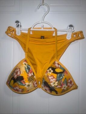 Undiz Yellow Floral Toucan Push-Up Bikini Set M and L